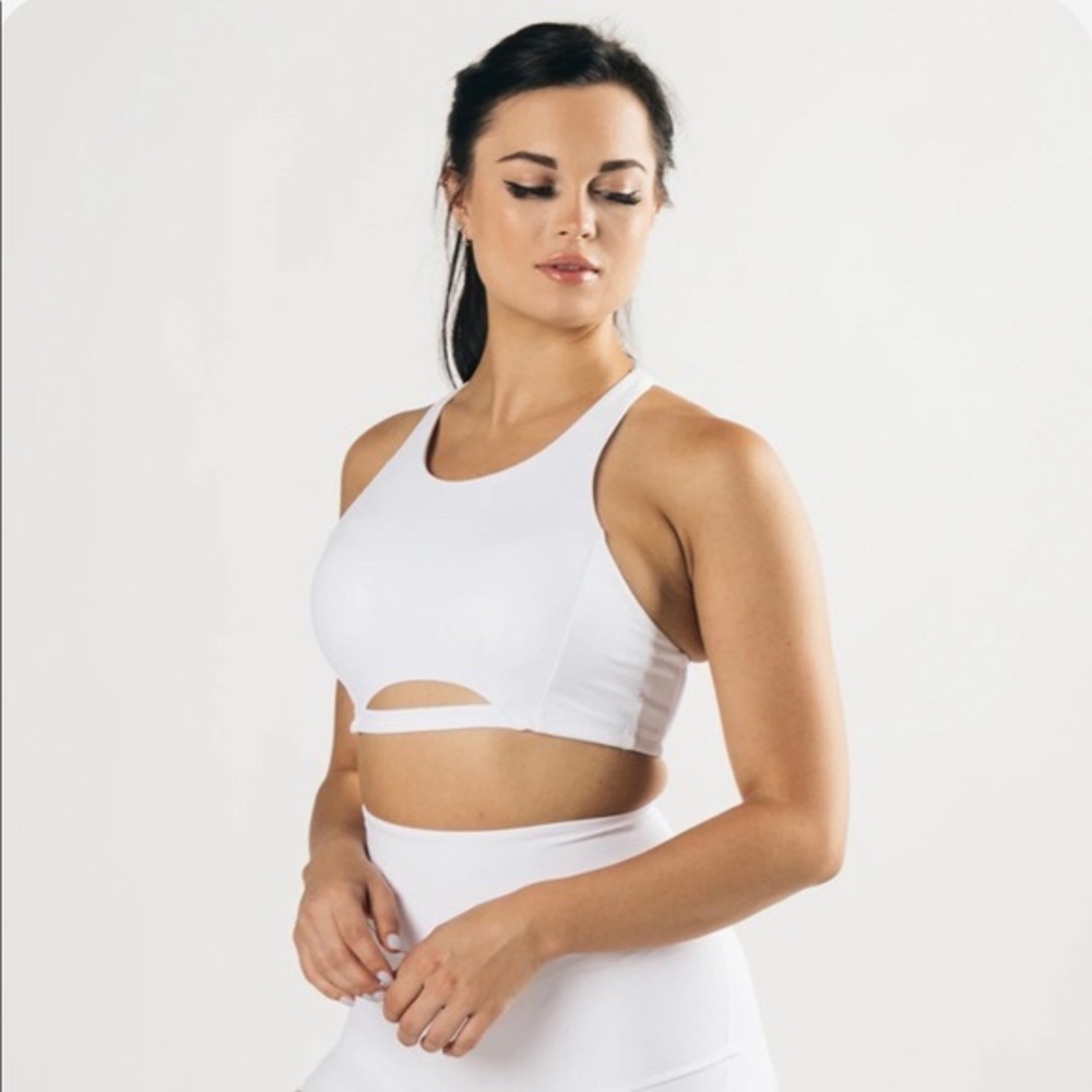 Alphalete Pulse Surge Bra Size Medium